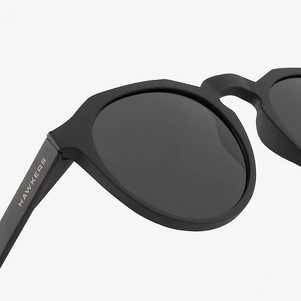 HAWKERS Carbon Black – Dark Warwick 