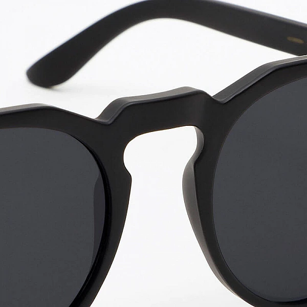 HAWKERS Carbon Black – Dark Warwick 