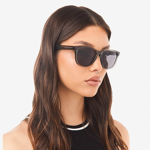 HAWKERS Transparent Black Dark One / Polarisiert