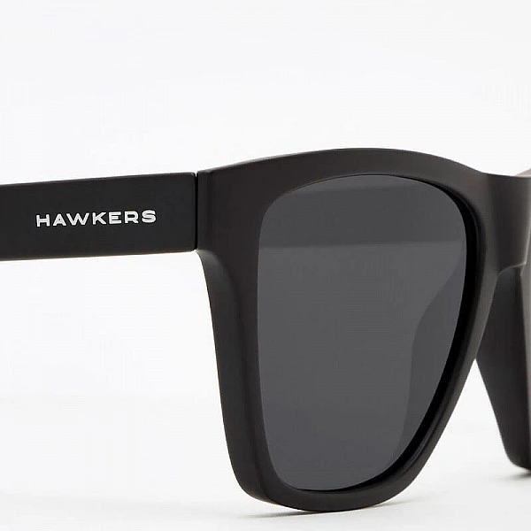HAWKERS Carbon Black – Dark One LS / Polarisiert