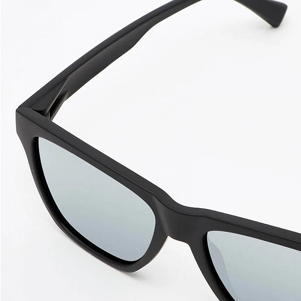 HAWKERS Carbon Black – Chrome One LS 