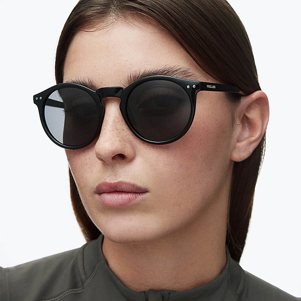 Meller Kubu Black Polarisiert
