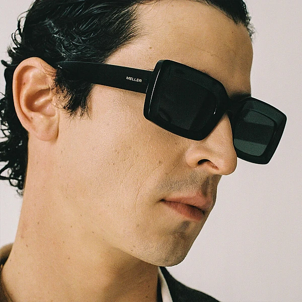 Meller Nala All Black Polarisiert