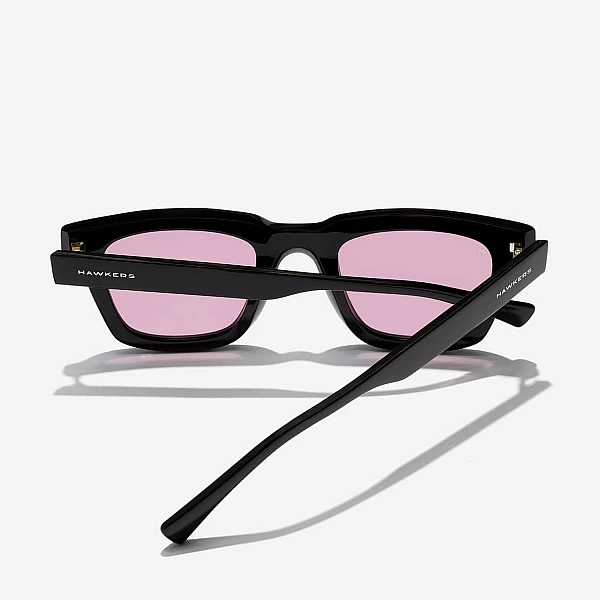 HAWKERS One Uptown – Black Mangenta HAWKERS One Uptown – Black Mangenta
